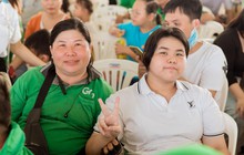 Người mẹ xúc động cùng con gái tham gia Ngày hội gia đình của Grab: ''Nơi đây thật sự là một gia đình''