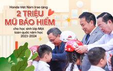 Honda Việt Nam trao tặng 2 triệu mũ bảo hiểm cho học sinh lớp Một toàn quốc năm học 2023 - 2024