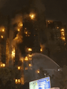 Toàn cảnh vụ cháy thảm họa nhất 3 thập kỷ ở Hong Kong (Trung Quốc): Số người tử vong chạm mốc 36, 10 tiếng cả thành phố vật lộn trong kinh hoàng