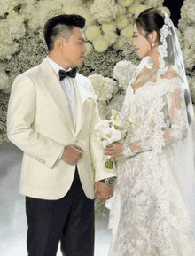 Đám cưới Hoa hậu Đỗ Hà - Viết Vương tại Hà Nội: Cô dâu quá xinh, "vũ trụ mỹ nhân" Vbiz đến chúc mừng!