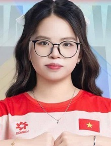 Oách nhất giảng đường: Nữ game thủ giành HCV SEA Games trở về trường học, nhận thưởng trăm triệu cùng iPhone 17 Pro Max
