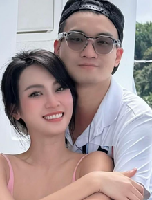 Vũ Thúy Quỳnh khoe nhẫn kim cương, đã được doanh nhân Đức Phạm cầu hôn?