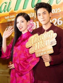 Vbiz mới có 1 cặp đôi đỉnh cao visual: Nhà gái xinh như hoa như ngọc, nhà trai vừa đẹp vừa ngầu