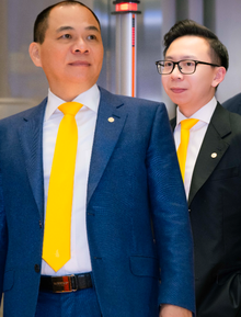 HOT: Gia đình tỷ phú Phạm Nhật Vượng vừa xuất hiện tại lễ trao giải VinFuture 2025, 1 chi tiết rất gây chú ý