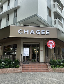Cận cảnh cửa hàng Chagee Việt Nam bất chấp dư luận, số phận mặt bằng vàng ở phố đi bộ ra sao?