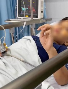 Bé trai 10 tuổi sống sót khi cố gắng thoát ra khỏi thân tàu đắm, chưa xác định được tung tích của bố mẹ