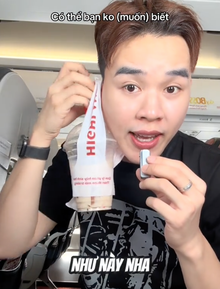 Đi máy bay bao lần nhưng nhiều người vẫn chưa biết 1 vị trí để đồ tiện lợi ngay trên ghế ngồi