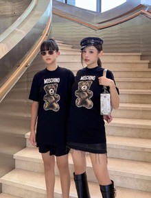 Tiểu thư Củ Cải nhà Huyền Baby và ông chủ khách sạn TP.HCM mới 13 tuổi mà thần thái đã cỡ này!