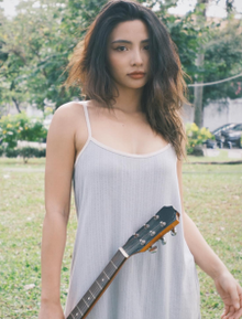 Em Xinh MaiQuinn đáp trả tin đồn làm người thứ 3 "cặp kè" với Touliver