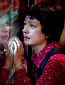 Nữ diễn viên phim giờ vàng bị cấm sóng vô thời hạn: 48 bộ phim bị xoá sổ, 1.900 tỷ biến mất sau 1 đêm