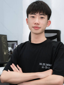 "Cao nhân" Lê Bách lần đầu lộ diện, tiết lộ hậu trường những pha "cứu ảnh" viral khắp Threads