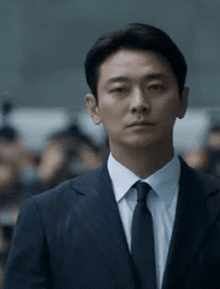 Mỹ nam vụt sáng thành sao hạng A chỉ sau một đêm với vai Thái tử, 20 năm sau gặp lại vẫn hú hồn vì quá đẹp trai