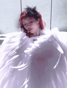 Trang Pháp “đạp chông gai” ở show Trung: Chơi lớn treo mình, lột váy trên sân khấu mà vẫn “thua đau”