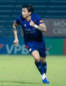 Đoàn Văn Hậu bị cấm thi đấu 1 trận