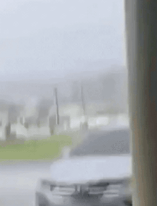 Siêu bão mạnh nhất hành tinh Sinlaku áp sát: Người dân "nín thở" trước giờ G, mưa to gió lớn đã xuất hiện