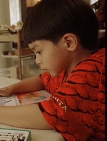 Nhóc tỳ Vbiz lần đầu lộ rõ mặt: Mẹ là ngôi sao hạng A, ông nội là tỷ phú