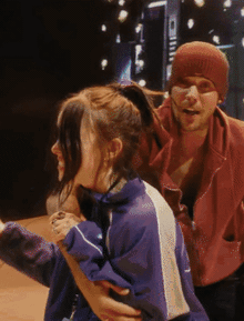 Cô gái may mắn nhất được Justin Bieber ôm chầm ở Coachella, cả thế giới "phát điên" với hoàng tử nhạc Pop hôm nay!