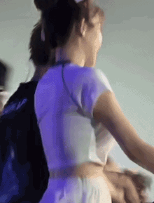 Quân A.P chính thức ra mắt vợ yêu 14 năm, nắm tay nhau công khai trên sân khấu