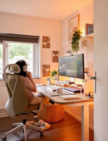 30 tuổi, tôi chi tiền cho những thứ “không ai trầm trồ”: Ngày đi làm mặc bộ đồ vài trăm nghìn, tối về ngủ trên chiếc đệm 30 triệu đồng