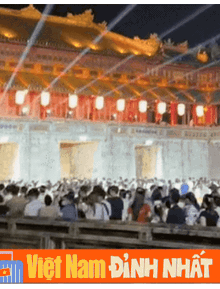 Lễ này, một nửa Việt Nam đang ở Huế!