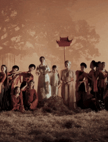 "Lúa chín cao mà chẳng hề cúi đầu": Ca khúc mới của Cẩm Ly - Hoà Minzy gây tranh cãi