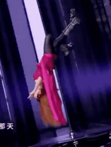 Trang Pháp múa cột, hát 4 thứ tiếng chào sân Đạp Gió bản Trung, cả dàn sao Hoa ngữ “kiêng dè”