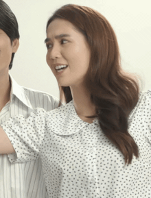 Đang hot clip Kiều Minh Tuấn và Ngọc Trinh tình tứ