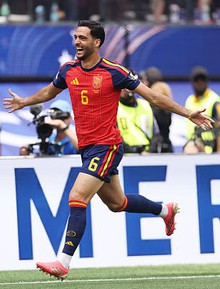 Sao MU mắc sai lầm, Tây Ban Nha đánh bại Bỉ 2-1 giành vé vào bán kết World Cup sau 16 năm chờ đợi