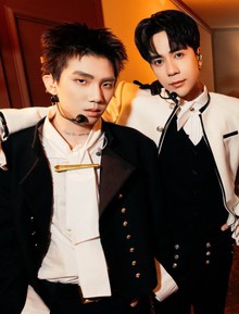 Chỉ mất 1 ngày để sân khấu hot nhất Tinh Hà Say Hi leo lên top 1 cả nước!