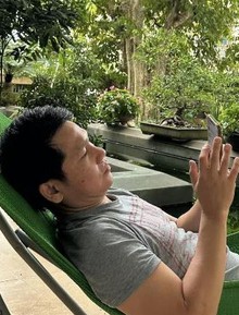 "Ông hoàng nhạc đỏ" đình đám bán đặc sản thịt dê ở đường Hàn Thuyên, Hà Nội