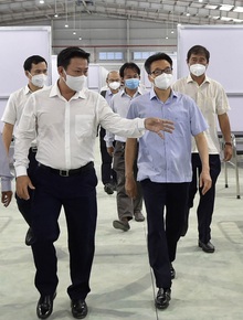 Phó Thủ tướng Vũ Đức Đam: Giữ chắc vùng xanh và khoanh gọn các điểm nóng