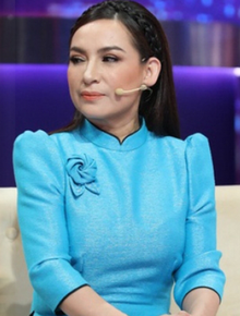 1 ca sĩ Vbiz lừa đảo, kêu gọi tiền chữa trị Covid-19 cho Phi Nhung: Sự thật khiến dân tình phẫn nộ!