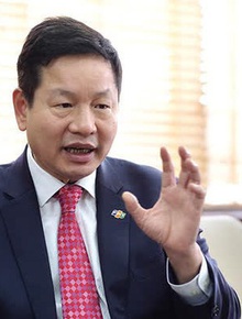 Chủ tịch FPT hứa mở trường cho 1.000 trẻ nhỏ mồ côi cha mẹ bởi dịch Covid-19, cam kết nuôi dạy và đào tạo liên tục 20 năm