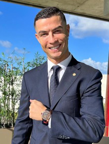 Bầu trời drama gọi tên Ronaldo: Ra mắt đồng hồ tiền tỷ chứa chi tiết sâu cay ngay khi kết thúc hợp đồng với MU