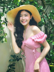 Ái nữ nhà sao Việt ngày Tết: Lọ Lem xinh hết nấc, con gái Trương Ngọc Ánh gây chú ý vì điều này