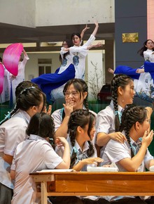Không khí ngày Nhà giáo Việt Nam 20/11 trên toàn quốc: Nhiều chương trình được đầu tư công phu, siêu rộn ràng