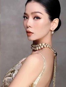 Drama lúc nửa đêm: Chuyên gia trang điểm quốc tế là bạn thân Hồ Ngọc Hà bất ngờ công khai chỉ đích danh Lệ Quyên "tính xấu"