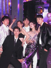 Tranh cãi việc học sinh mặc đẹp và trang điểm khi đi prom: Đừng để lời nói biến thành "vũ khí" hại người