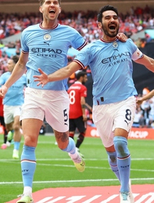 TRỰC TIẾP Man City 2 - 1 MU: Siêu phẩm thứ hai