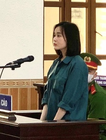 "Hotgirl" Tina Dương hầu tòa, ngoại hình thay đổi gây chú ý