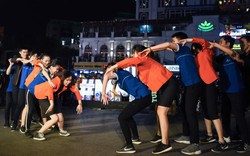 Giới trẻ hào hứng phiêu âm nhạc tại street show, đua nhau “săn vé” đến MMF by Tuborg 2017