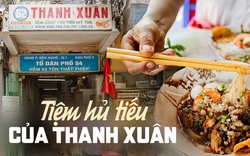 Tiệm Thanh Xuân gần 80 năm "níu chân" người Sài Gòn sành ăn: Có gì đặc biệt trong những tô hủ tiếu "vỉa hè giá cao"?
