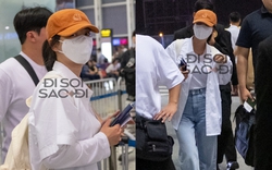 Hot: "Bắt gọn" Kim Yoo Jung tại sân bay Nội Bài trở về Hàn Quốc, mặc giản dị vẫn ghi điểm nhờ điều này