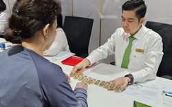 Hướng dẫn chi tiết cách đăng ký mua vàng miếng online trên website Vietcombank
