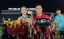 Quang Hải và Chu Thanh Huyền ủng hộ đồng bào khắc phục thiệt hại do bão số 10 Bualoi