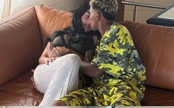 Lamine Yaml âu yếm nữ rapper