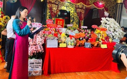 NSND Trịnh Kim Chi: “Dùng toàn bộ tiền cúng Tổ để cứu trợ đồng bào bão lụt miền Bắc, miền Trung”