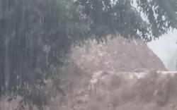 Khánh Hòa: Nhiều điểm sạt lở chia cắt giao thông trên đèo Khánh Sơn