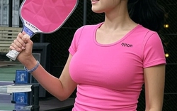 Sa đà vượt mức pickleball, tôi dính phải “cái bẫy vô hình”, tiền bạc không cánh mà bay