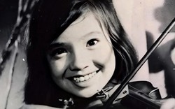 NSND Lan Hương "Em bé Hà Nội": Cãi mẹ theo nghệ thuật, U70 viên mãn bên chồng